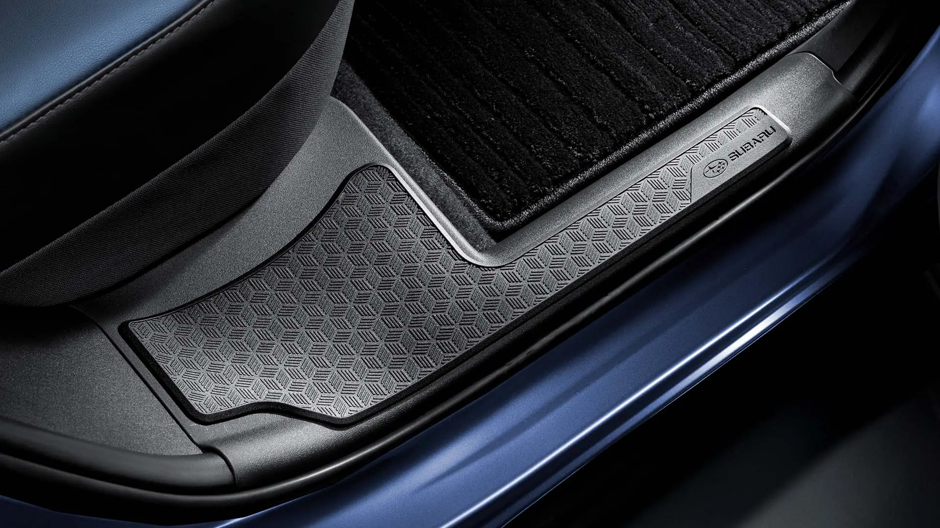 後席用ステップガード