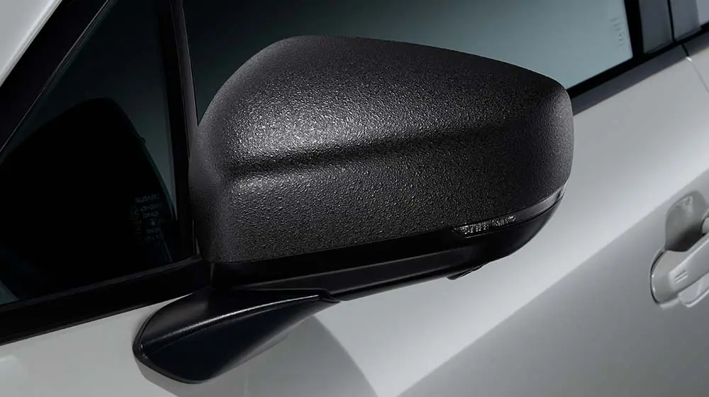 ラギッドな存在感を強めるドアミラーカバー（Deco-Boco Black塗装）