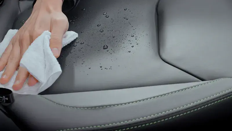 PHOTO：FORESTER X-BREAK S:HEV EX