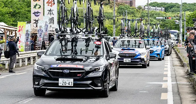 レヴォーグ　走行イメージ
