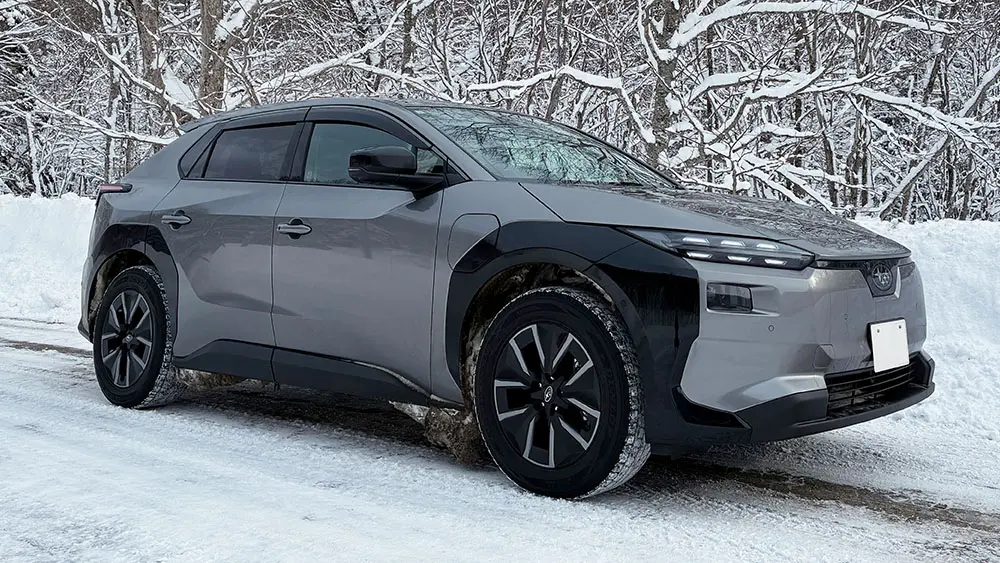 SUBARU BEV　サイド