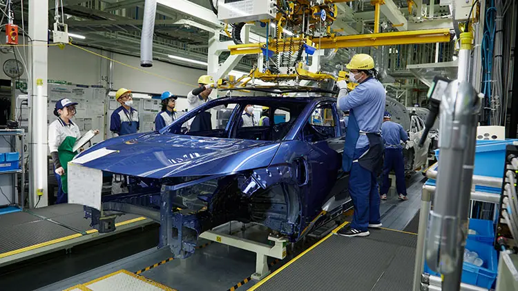 パノラマムーンルーフ取り付けの工程