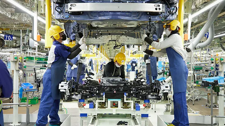 サスペンション取り付けの工程