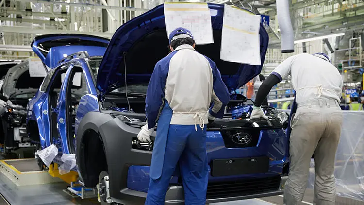 ホイールアーチモール、フロントバンパー取り付けの工程