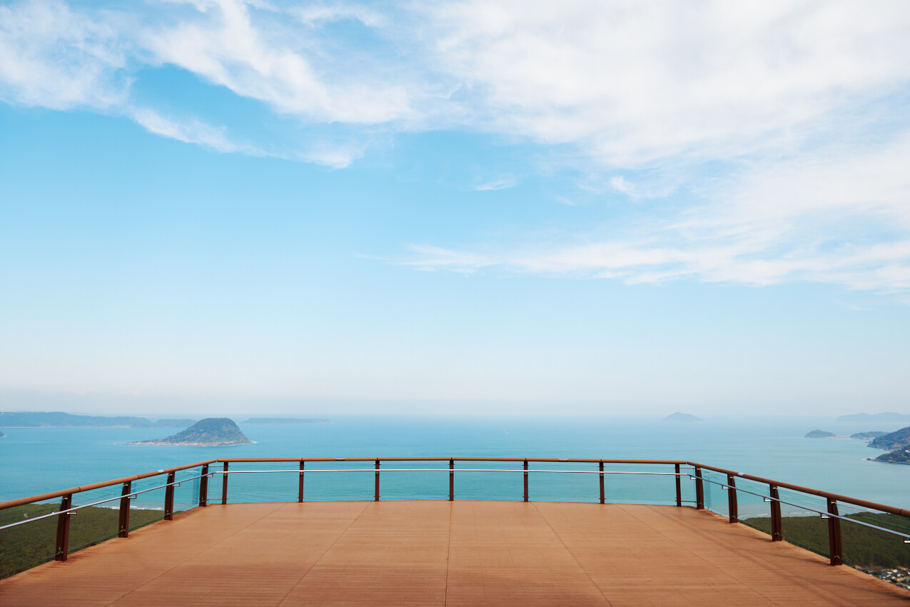 佐賀県 「鏡山」から眺める「唐津湾」の絶景 | SUBARU グランドツーリングNIPPON