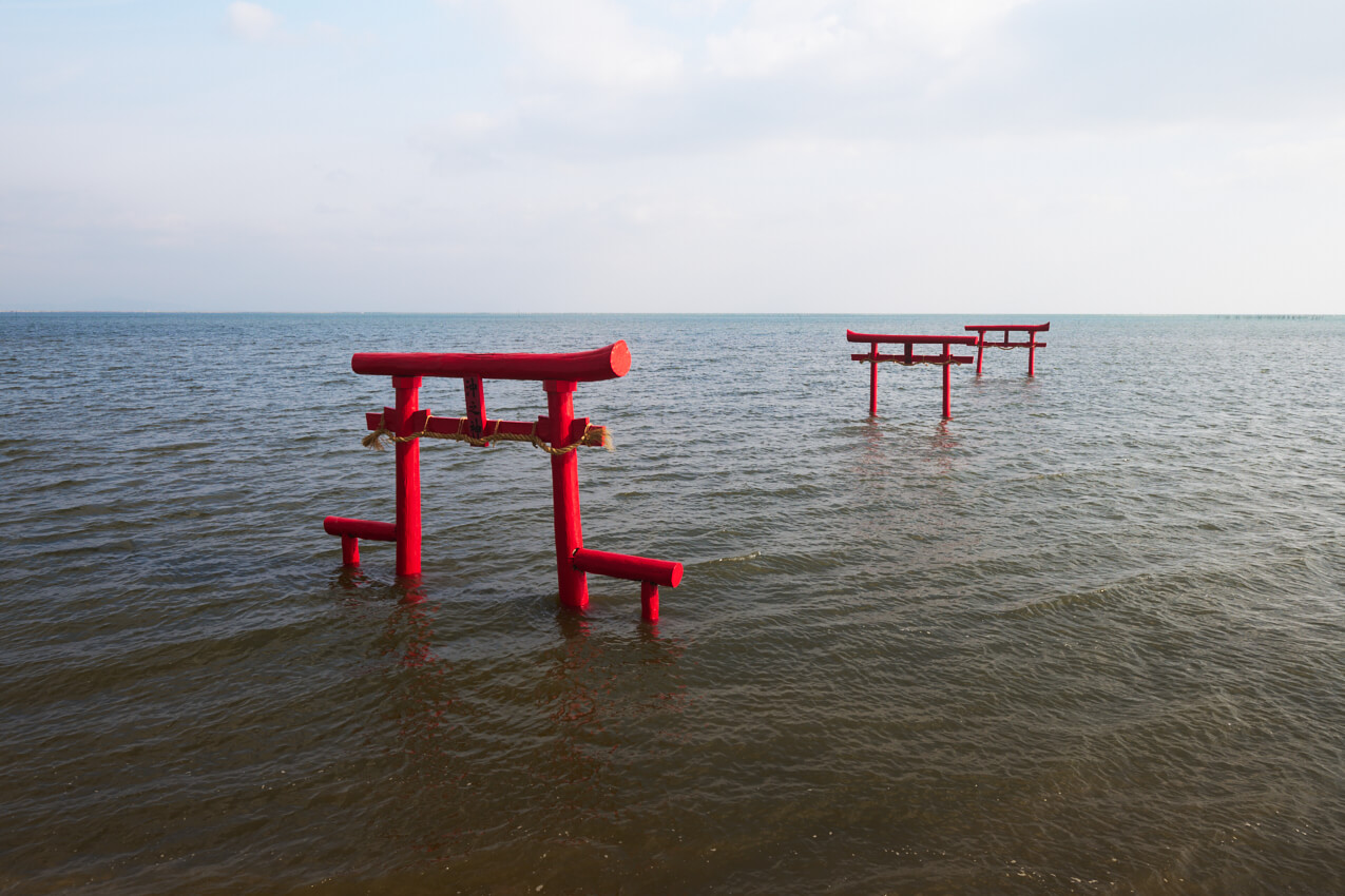 佐賀県 満潮で海に沈む「海中鳥居」 | SUBARU グランドツーリングNIPPON