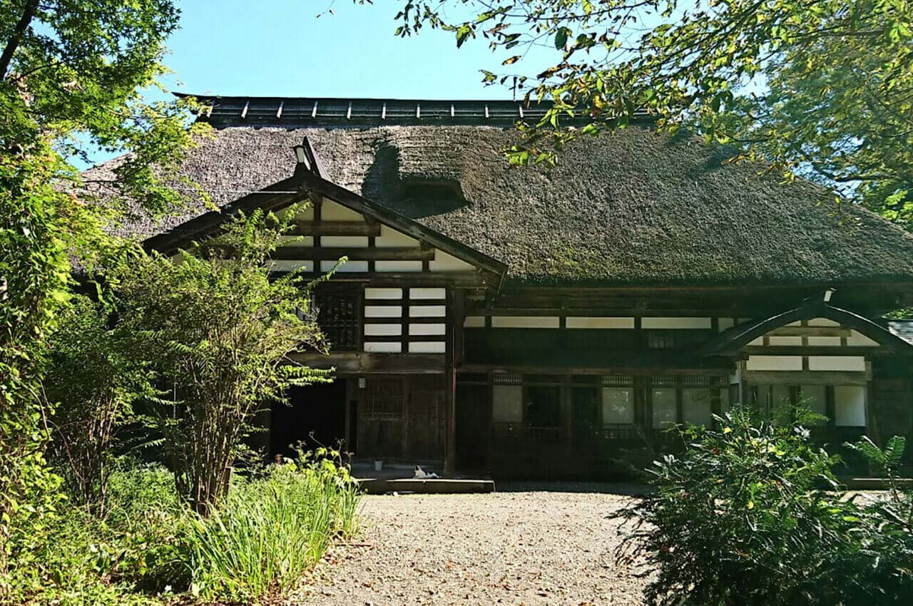 新潟県 里山料理欅苑の外観 | SUBARU グランドツーリングNIPPON