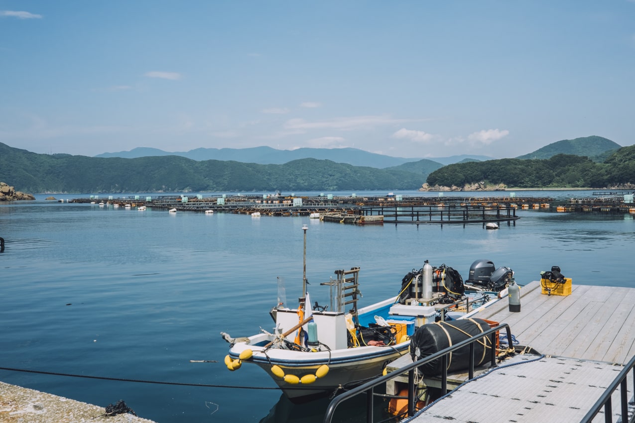 愛媛県 ダイビング用の船と海 | SUBARU グランドツーリングNIPPON