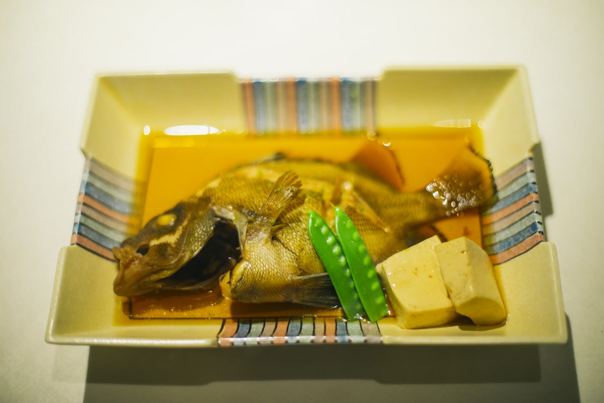 愛媛県 「大三島 憩の家」夕食の煮魚 | SUBARU グランドツーリングNIPPON