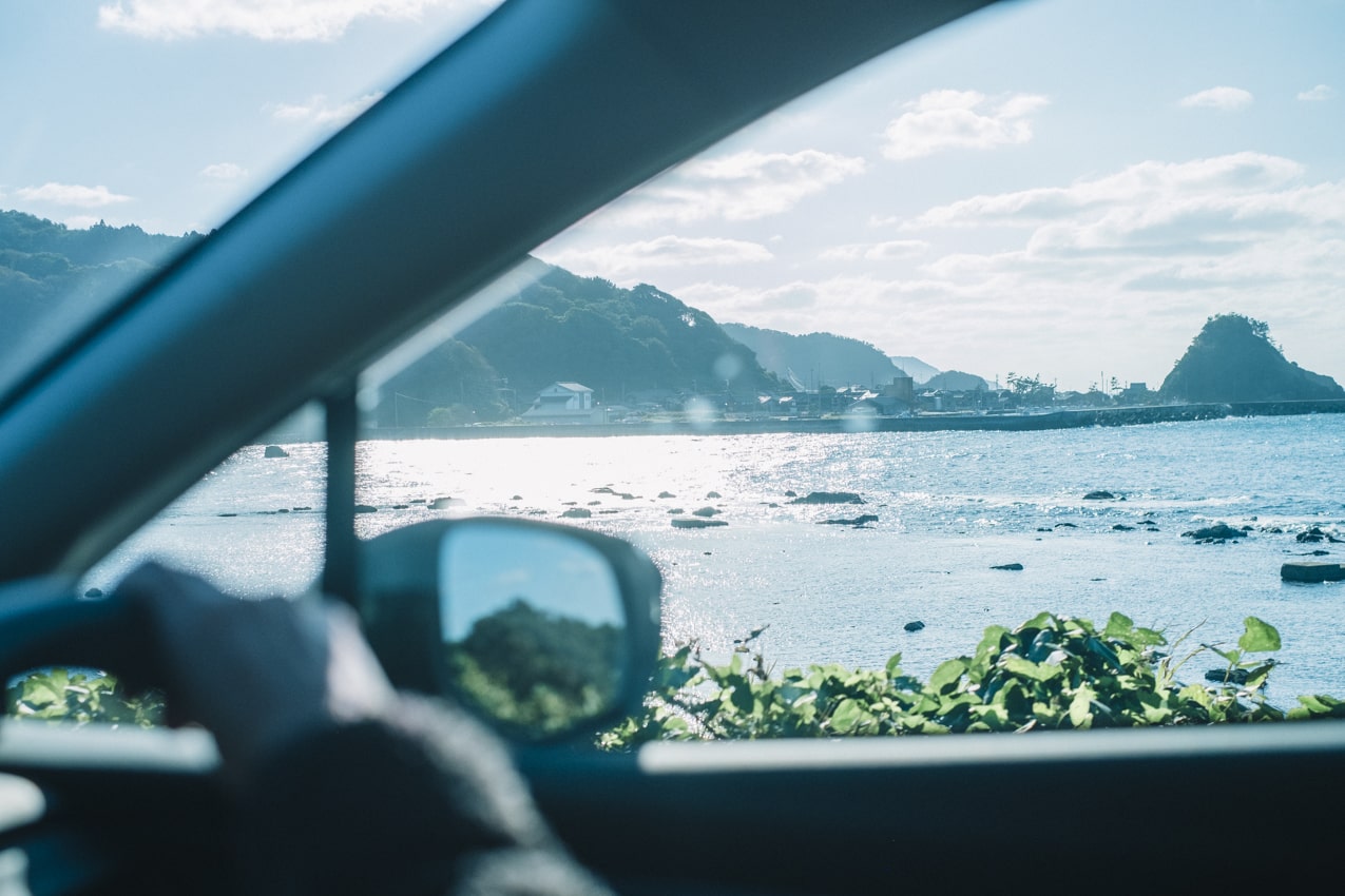 石川県 レヴォーグの車内から見える日本海 | SUBARU グランドツーリングNIPPON | SUBARU | レヴォーグ