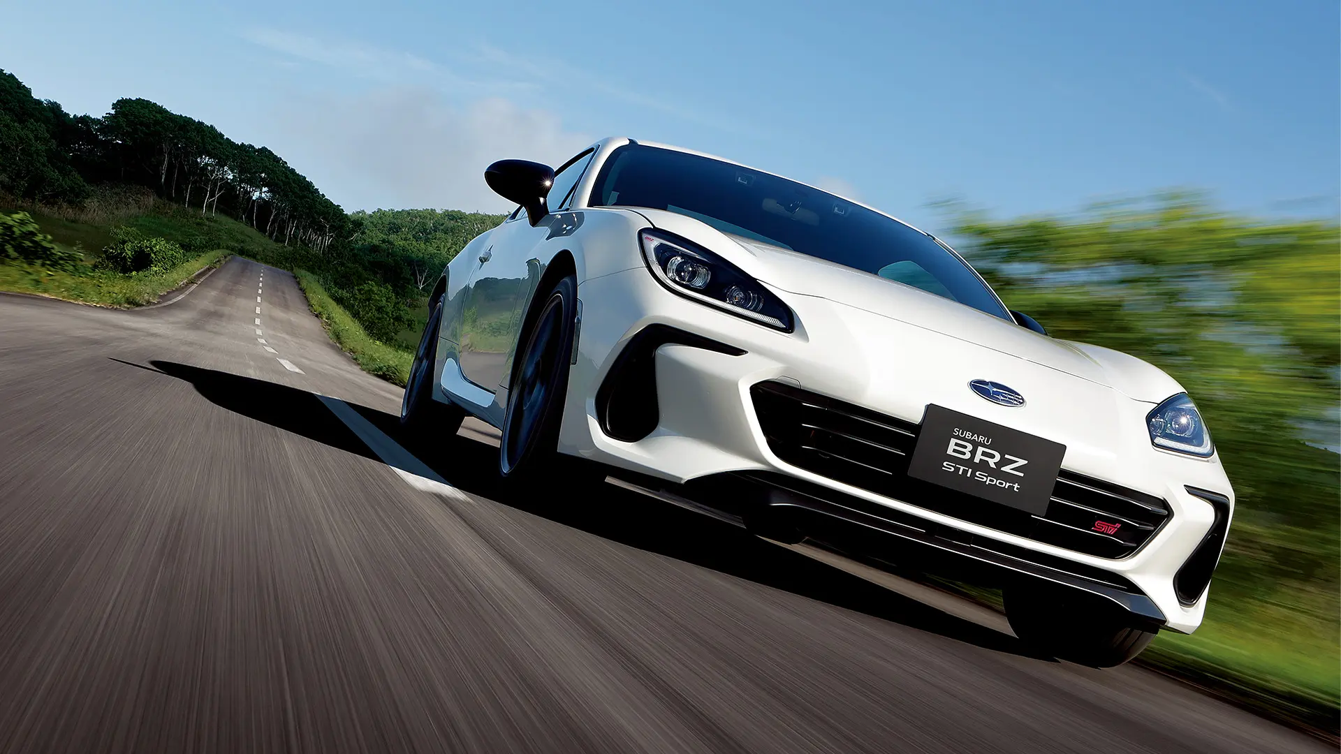 SUBARU BRZ　フロント走行イメージ