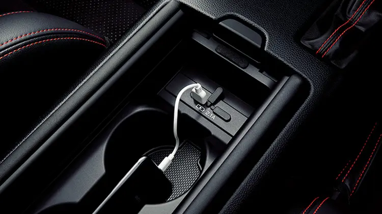 SUBARU BRZ　USB電源