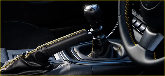 SUBARU BRZ Yellow Edition 本革巻ハンドブレーキレバー（高触感革、イエローステッチ）