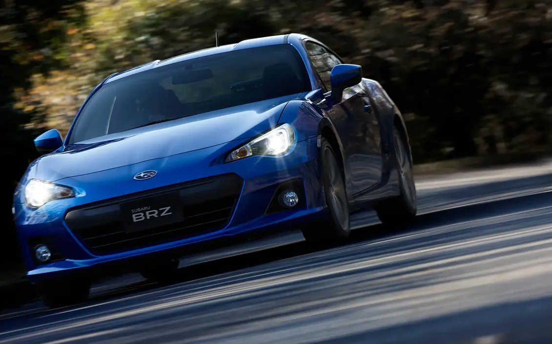 2012年デビューのBRZ(トヨタ自動車「86」)からFA20エンジンが搭載された