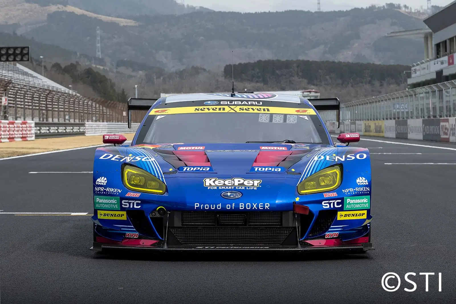 SUBARU BRZ GT300 2026の外装 真正面