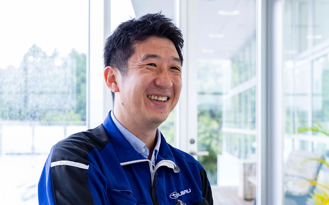 説明する佐藤さん