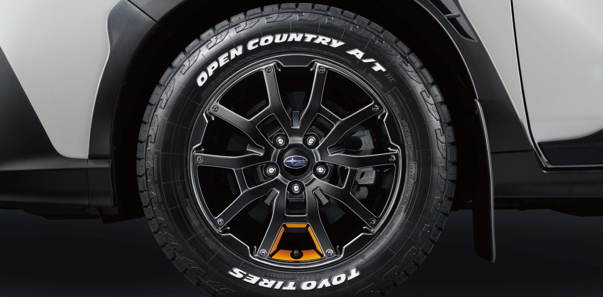 クロストレック WILDERNESS Edition 17インチアルミホイール（マットブラック塗装）＆225/60R17 タイヤ（TOYO TIRES OPEN COUNTRY A/T III）＆ホイールデカール