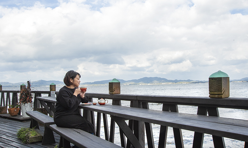 テラス席からは宍道湖を一望できる。