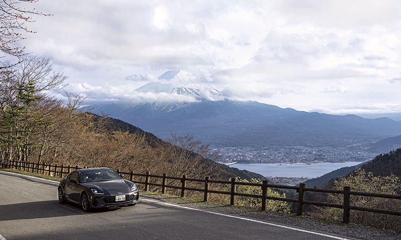 カートピア 天下茶屋から見た富士山とSUBARU BRZ | SUBARU