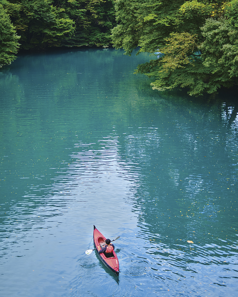カートピア 四万湖でカヌー体験 | SUBARU