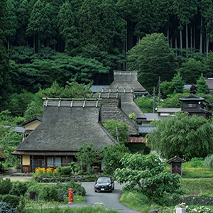 カートピア 日本の原風景をたどり、盛夏の緑に包まれる クロストレック | SUBARU
