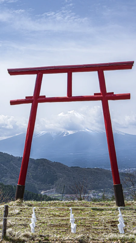 カートピア 河口浅間神社の遥拝所 天空の鳥居 | SUBARU