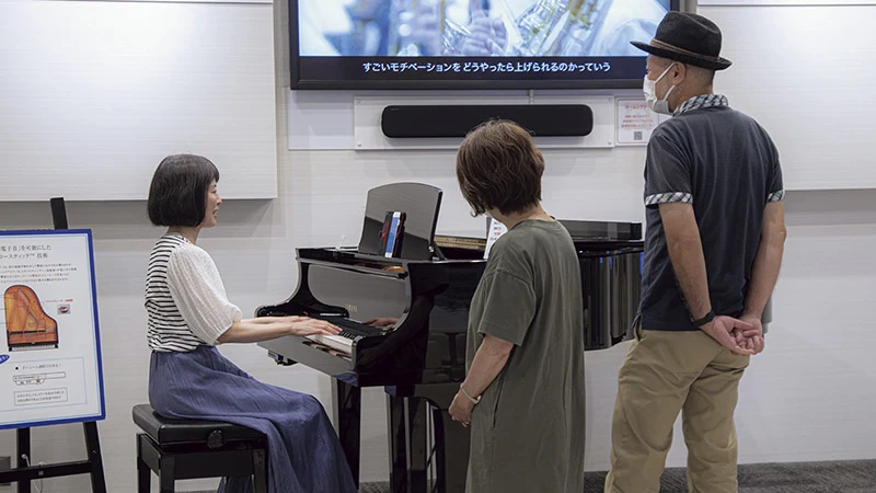 カートピア MUSIC SPOT HAMAMATSUに設置されているグランドピアノ | SUBARU