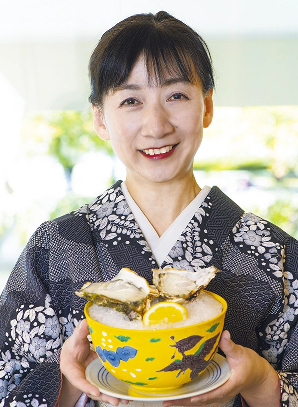 カートピア かき船 かなわの女将 山本直子さんと女将おすすめの生がき | SUBARU
