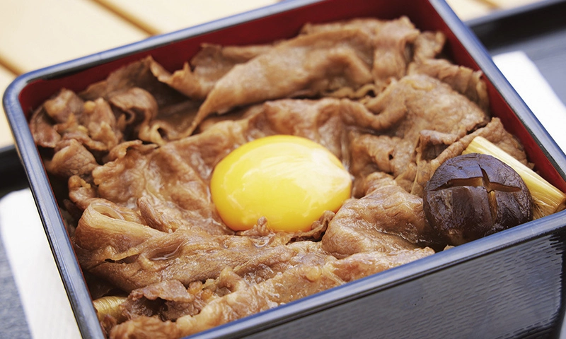 カートピア 淡路牛で作るすき焼き重 | SUBARU