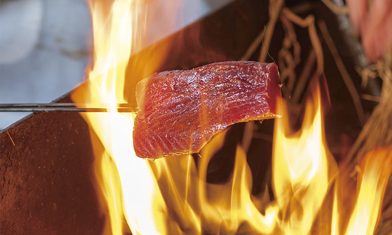 カートピア 炎で焼かれている鰹 | SUBARU