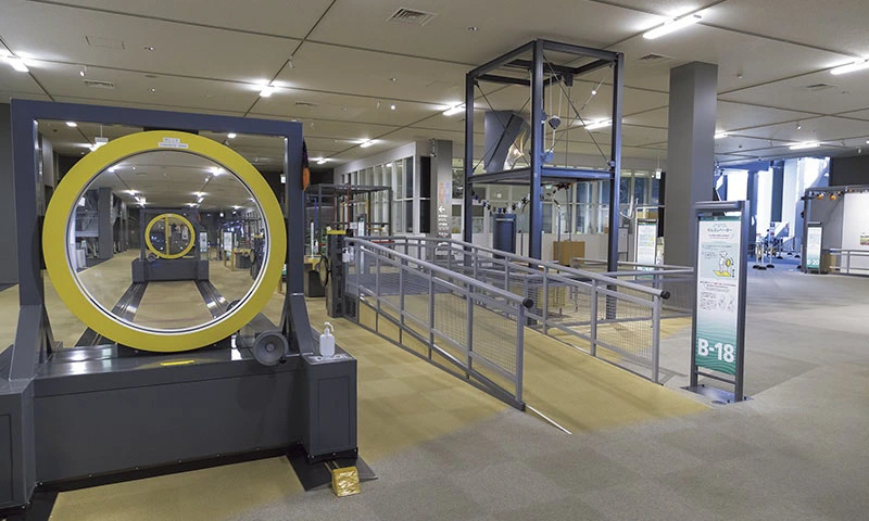 カートピア 三沢航空科学館の体験設備 | SUBARU