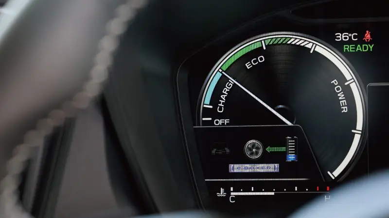 カートピア 走行中の出力やエネルギーの情報を指し示すパワーメーター | SUBARU