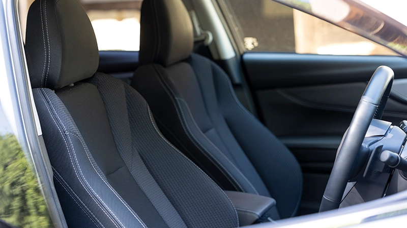 カートピア レヴォーグのフロントシート | SUBARU