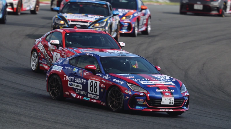 カートピア サーキットを走る、GR86/BRZ Cupの参戦車両（SUBARU BRZ）。 | SUBARU