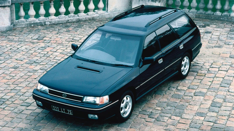 カートピア 1989年発売の初代レガシィ ツーリングワゴン GT（EJ20型 水平対向4気筒ターボ）。 | SUBARU