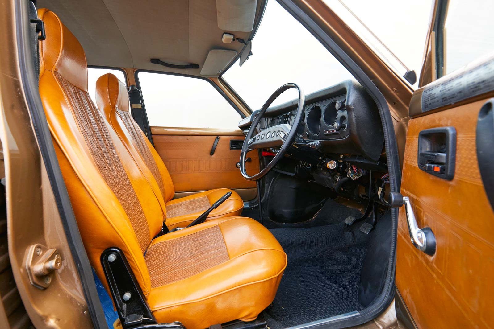 初代 レックス SEEC-Tの内装 運転席