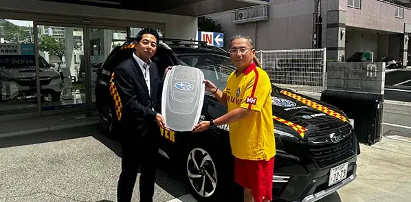 兵庫スバル 車両贈呈の様子