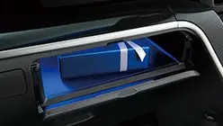 ステラ　イルミネーション付助手席インパネボックス