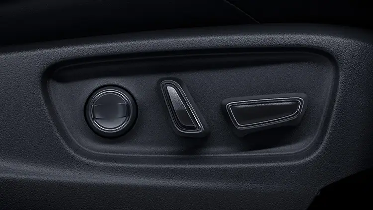 トレイルシーカー　運転席&助手席パワーシート