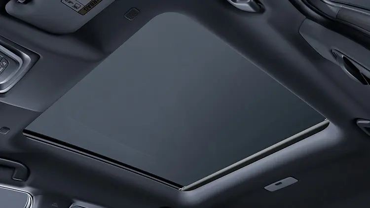 トレイルシーカー　パノラマムーンルーフ（電動ロールシェード付）