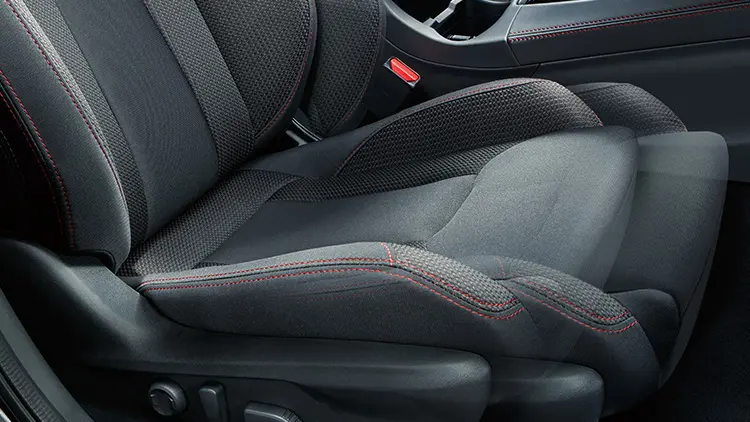 WRX S4 運転席シート自動後退機能