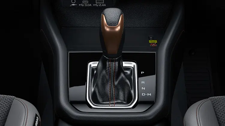 フォレスター 本革巻(ブロンズ加飾付)シフトレバー/シフトブーツ(ブラウンステッチ)