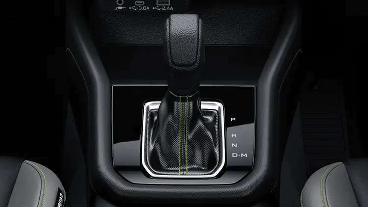 フォレスター 樹脂製シフトレバー/シフトブーツ(グリーンステッチ)